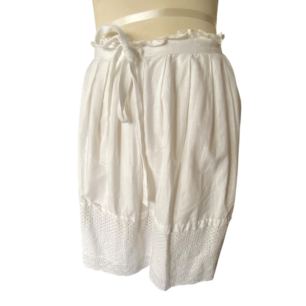 Women's White Lace eyelet 100% cotton skirt sz 10 side zip above knee Gap